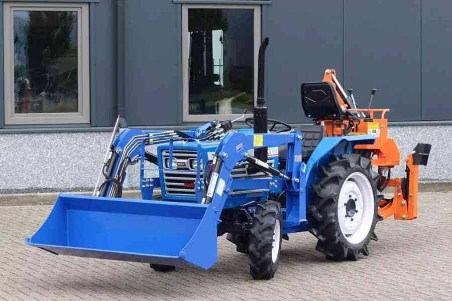 Traktor Iseki TU1700 4wd + BHM95  1026 Draaiuren  Graaflaadc