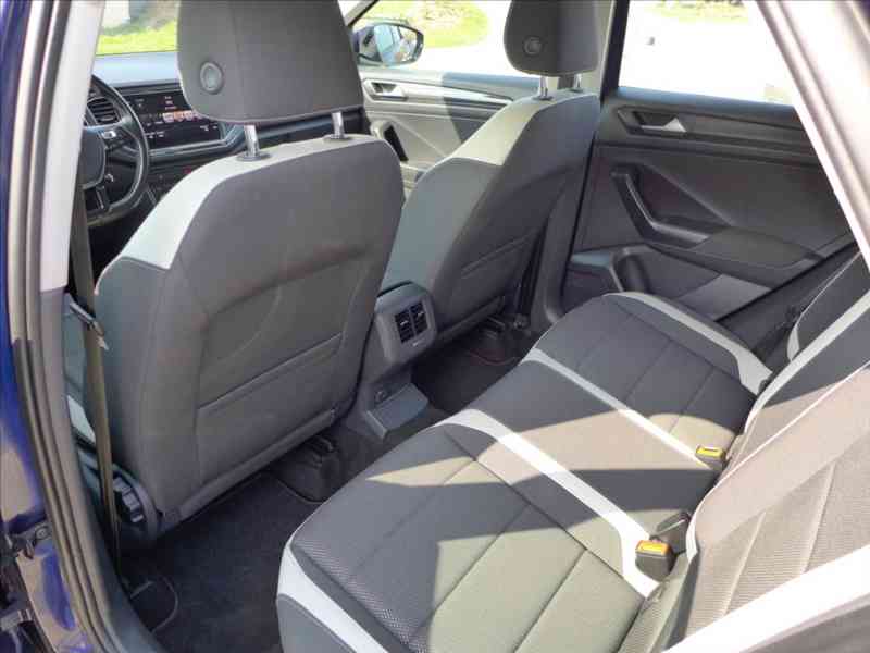Volkswagen T-Roc 2,0 TDI 110KW 4x4 VIRTUAL LED - foto 6