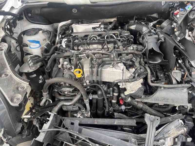 Vw Caddy 2.0 Tdi 75kw rok 2018 - foto 10