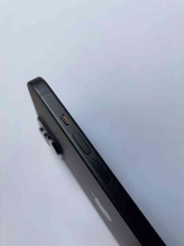 Nový iPhone 15 · 128GB + USB-C - foto 4