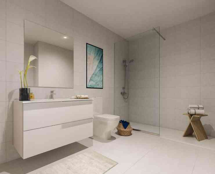 Nový apartmán se 2 ložnicemi a 2 koupelnami v Esteponě. - foto 6