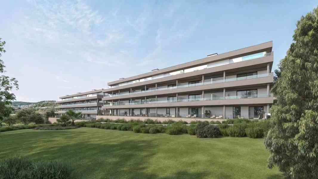 Nový apartmán se 2 ložnicemi a 2 koupelnami v Esteponě. - foto 8