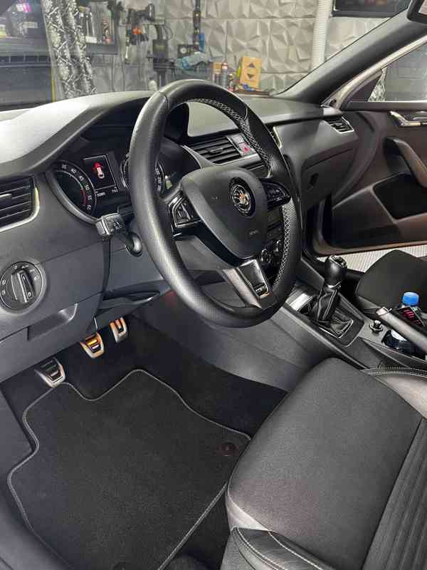 Škoda Octavia RS Combi 2.0 TDI 135 kW - foto 6