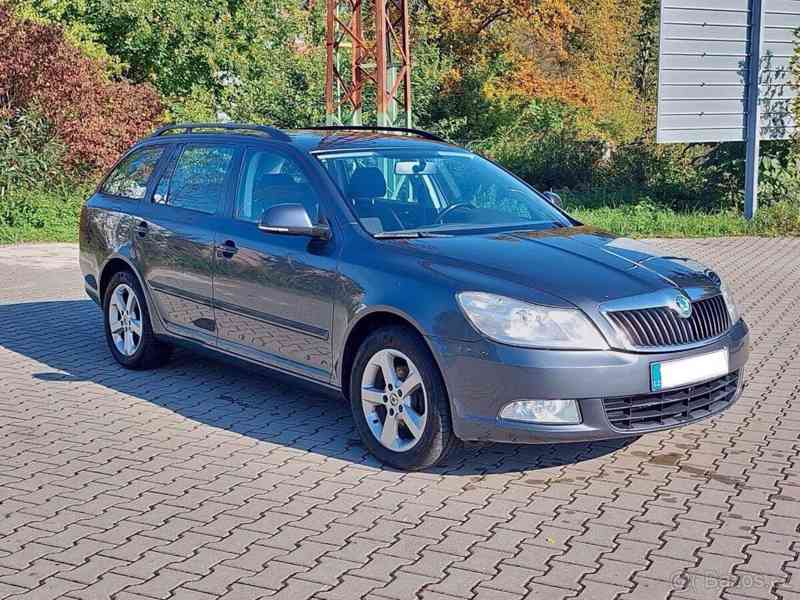 Škoda Octavia 1,6   II Facelift - foto 15