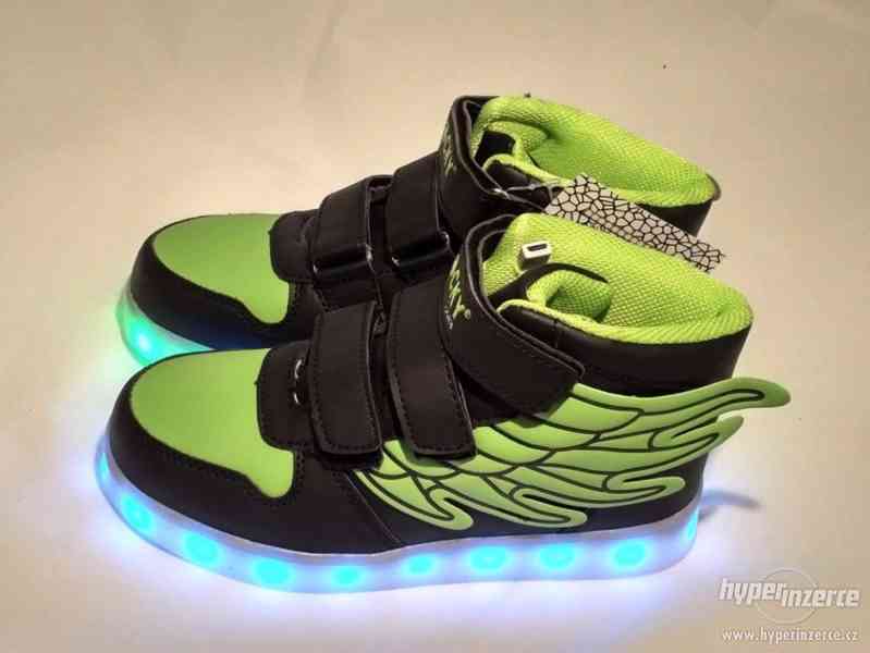 Svíticí LED boty - foto 4