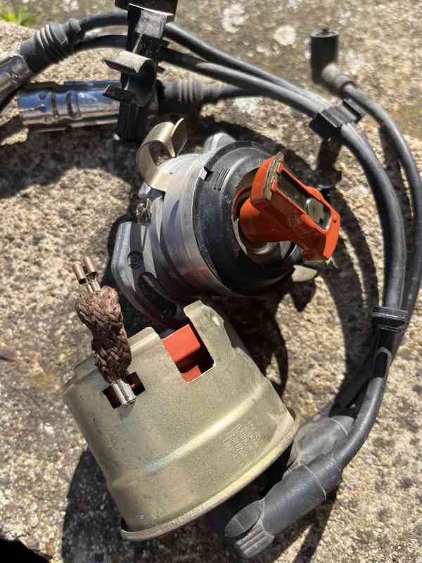 Rozdělovač FELICIA OCTAVIA 1.6 MPi - foto 3