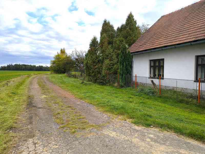 Střeziměřice - rodinný dům 3+1 s pozemkem 2066 m2 - foto 5