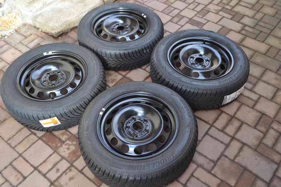 NOVÁ zimní sada Š.Octavia IV+205/60R16 Bridg.Blizak LM005 - foto 2