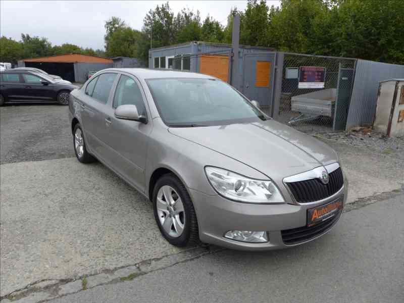 Škoda Octavia 1,9 TDI DIGI AC. SERVIS 1.MAJ - foto 2