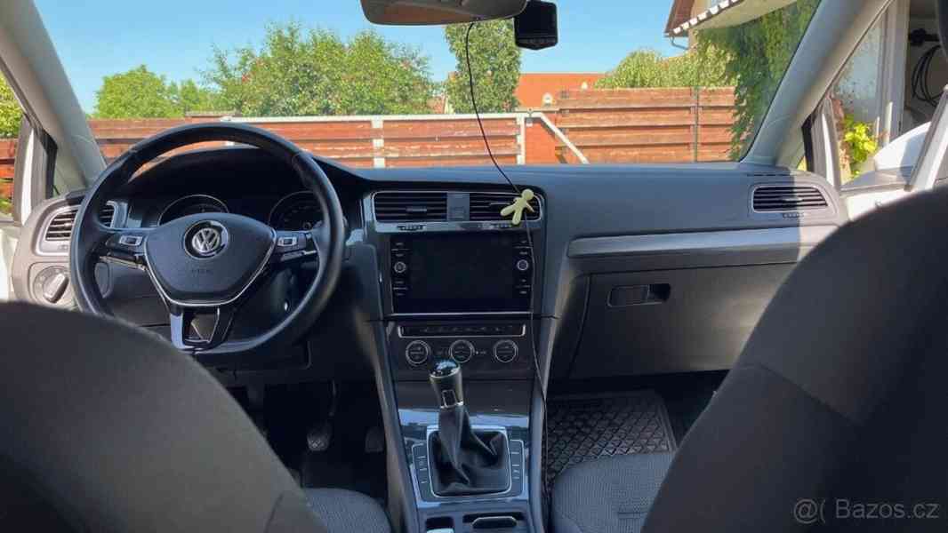 Volkswagen Golf 1,6 tdi, 85kw, první a jediný maj. - foto 4