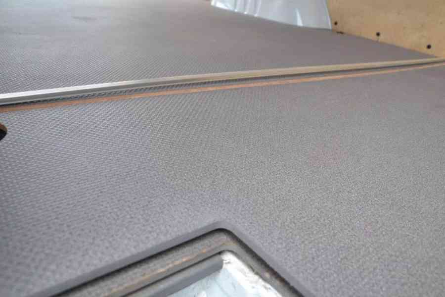 Podlaha Mercedes-Benz Sprinter , VW Crafter , Man  - foto 3