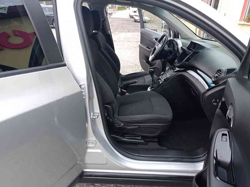 Chevrolet Orlando 1.8 LPG 104kW/7míst/1maj/Klima - foto 24