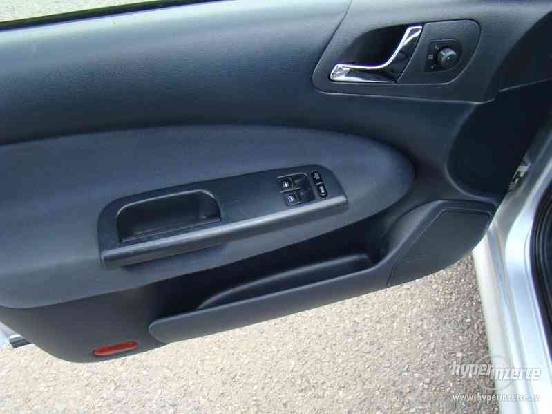 Škoda Octavia 1.9 TDI Combi Tour r.v.2010 2.Majitel - foto 6