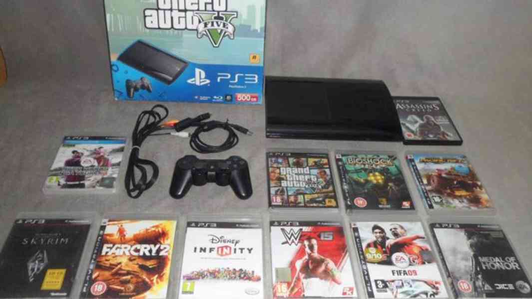 SONY Playstation 3 500GB + ovladač + hry + krabice GTA 5 - foto 1