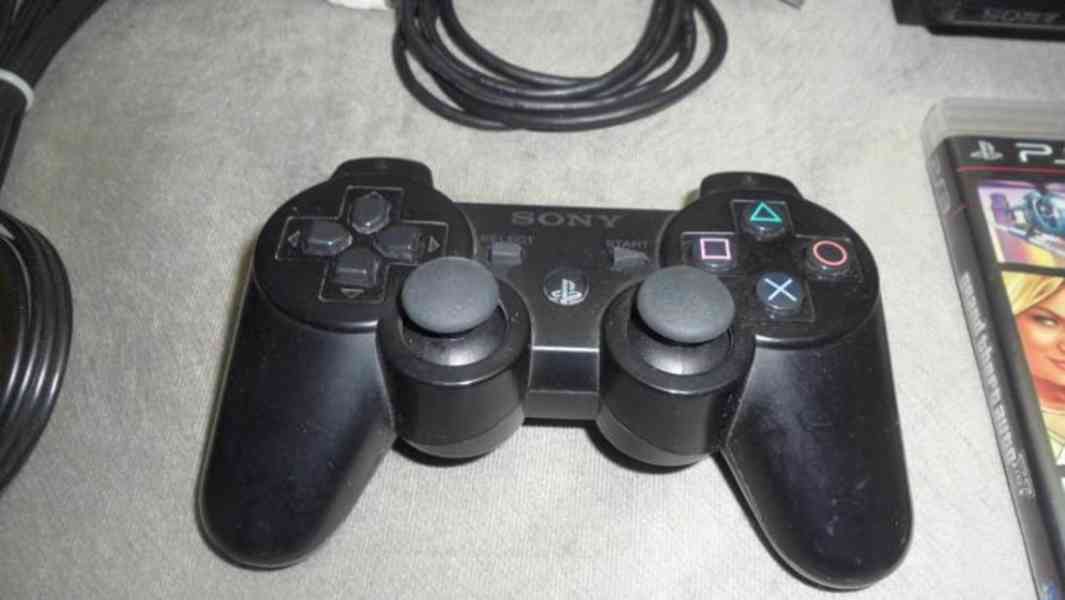 SONY Playstation 3 500GB + ovladač + hry + krabice GTA 5 - foto 4