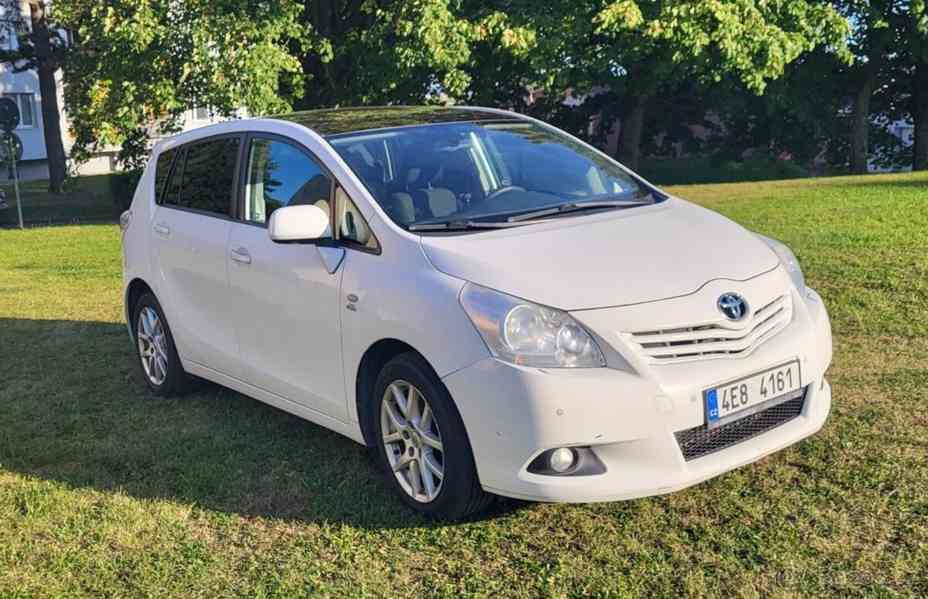 Toyota Verso 2,2 D-CAT 130 kW - foto 2