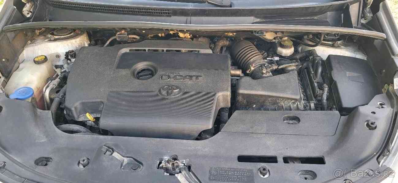 Toyota Verso 2,2 D-CAT 130 kW - foto 9