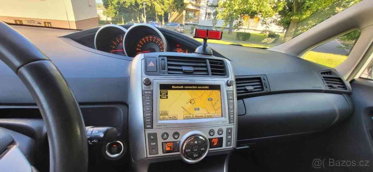 Toyota Verso 2,2 D-CAT 130 kW - foto 3