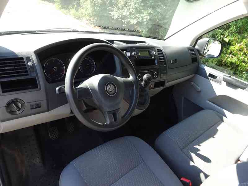VW Transporter 2.0 TDI r.v.2010 (7 míst) 103 kw - foto 5