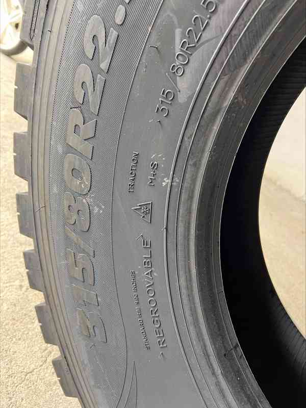Nákladní pneumatiky 315/80 R22,5 156/150K M+S - foto 2
