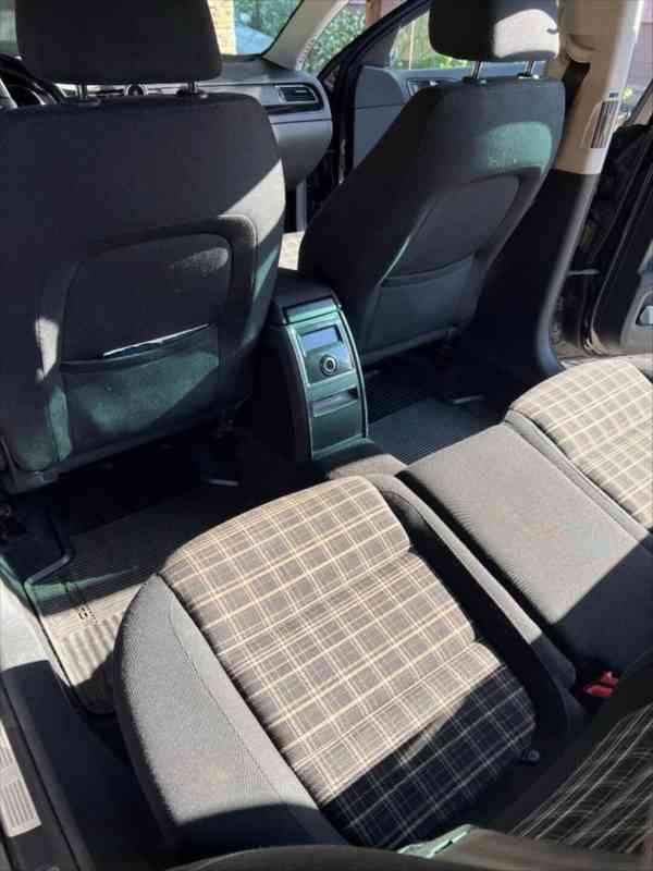 Škoda Superb 2,0 - foto 20