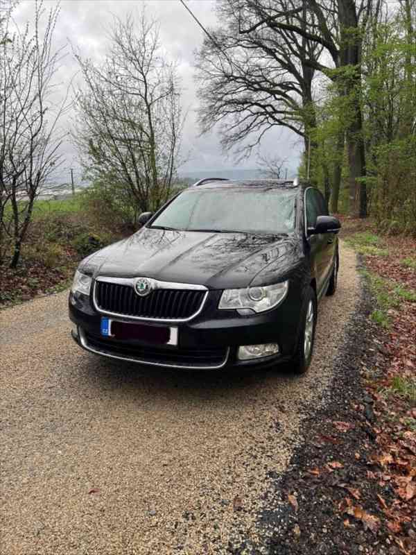 Škoda Superb 2,0 - foto 13