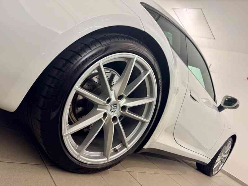 PORSCHE 911 Carrera 992 BURMESTER Approved PANO 21" Kamera - foto 19