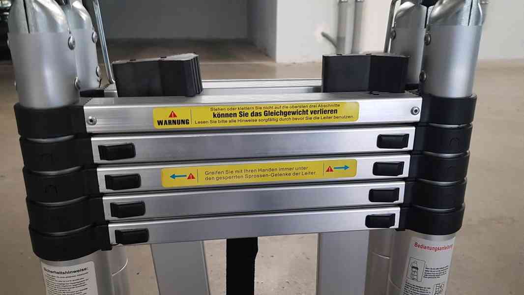 Teleskopický hliníkový žebřík/štafle - 2 x 8 příček / 5 m - foto 5