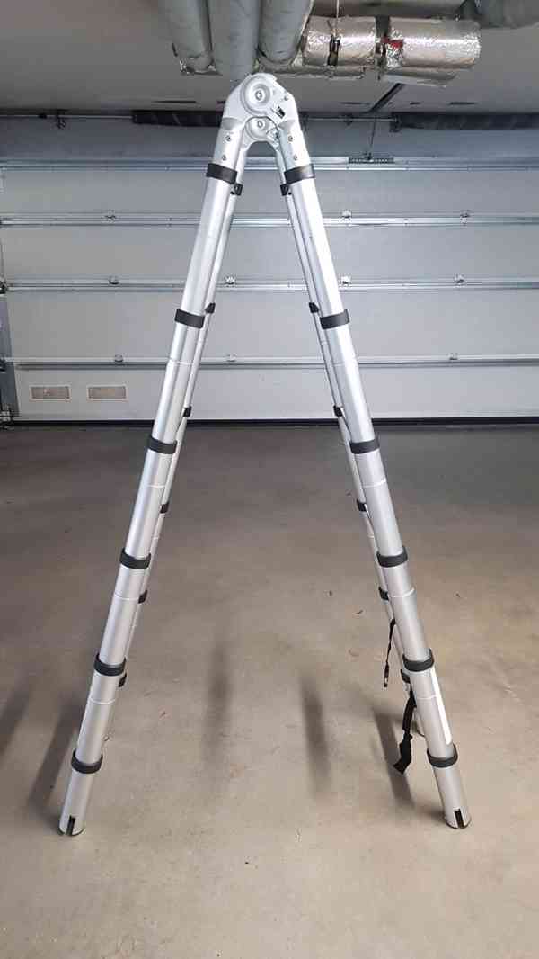 Teleskopický hliníkový žebřík/štafle - 2 x 8 příček / 5 m - foto 2