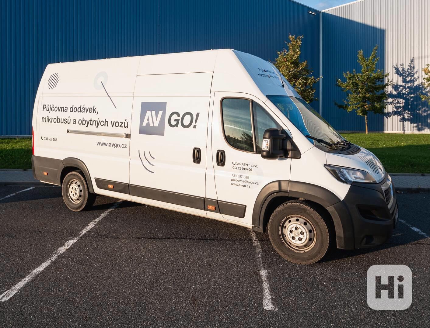 Půjčíme dodávku Peugeot Boxer Maxi L4H3 - foto 1