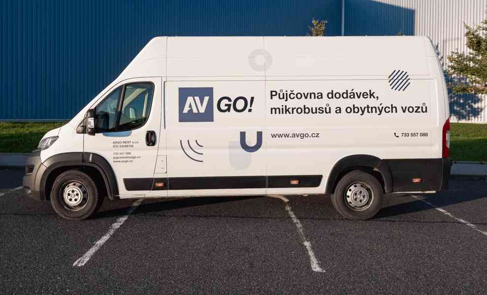 Půjčíme dodávku Peugeot Boxer Maxi L4H3 - foto 3