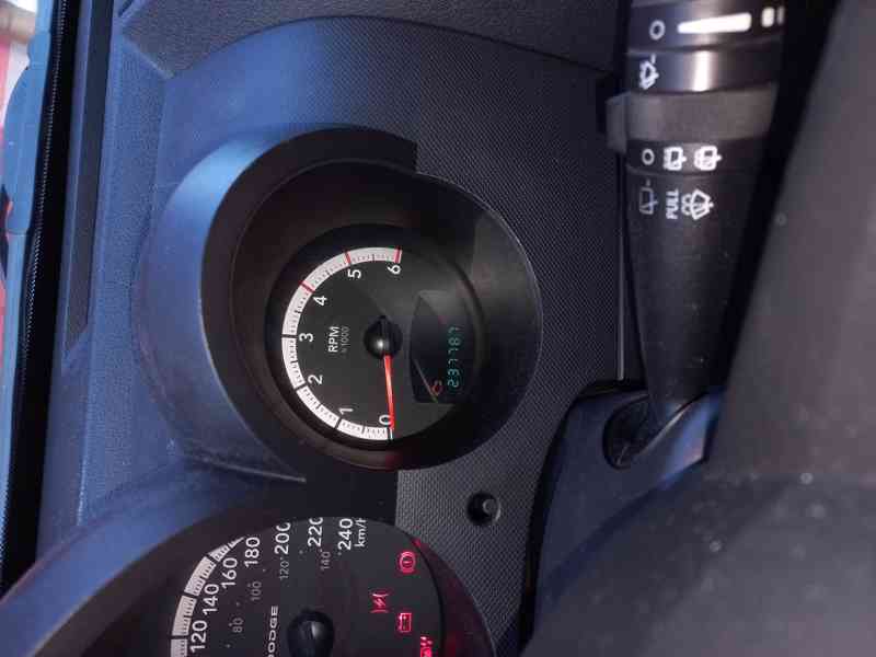 DODGE NITRO - foto 3