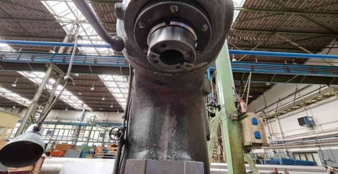 Frézka svislá do GO FA 3 V - ISO 40 (15028.)   - foto 6