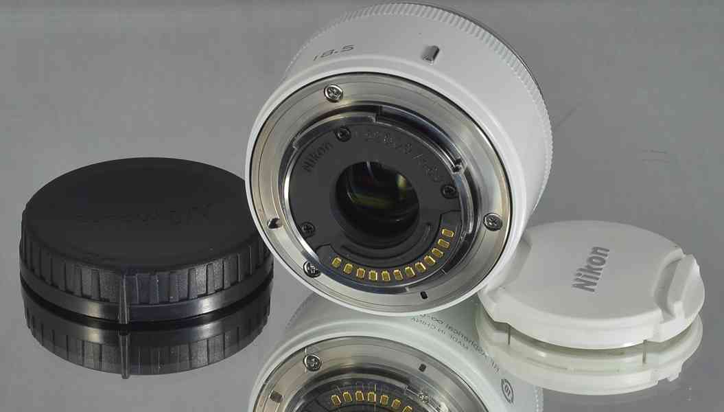 Nikon 1 NIKKOR 18.5mm 1:1.8 *CX formát Objektiv*Nikon 1-moun - foto 3