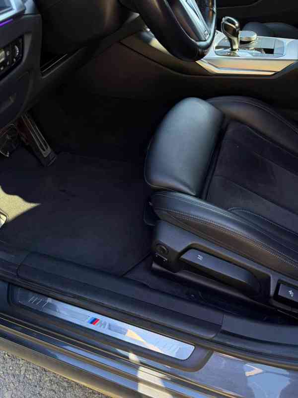 2021 BMW 320d xdrive touring g21 m sport,mhev,140 kw,Čr - foto 10