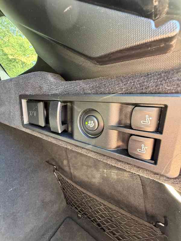 2021 BMW 320d xdrive touring g21 m sport,mhev,140 kw,Čr - foto 2