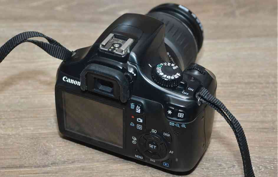 Canon EOS 1100D + 18-55mm f/3.5-5.6 II *6200 Exp. - foto 5