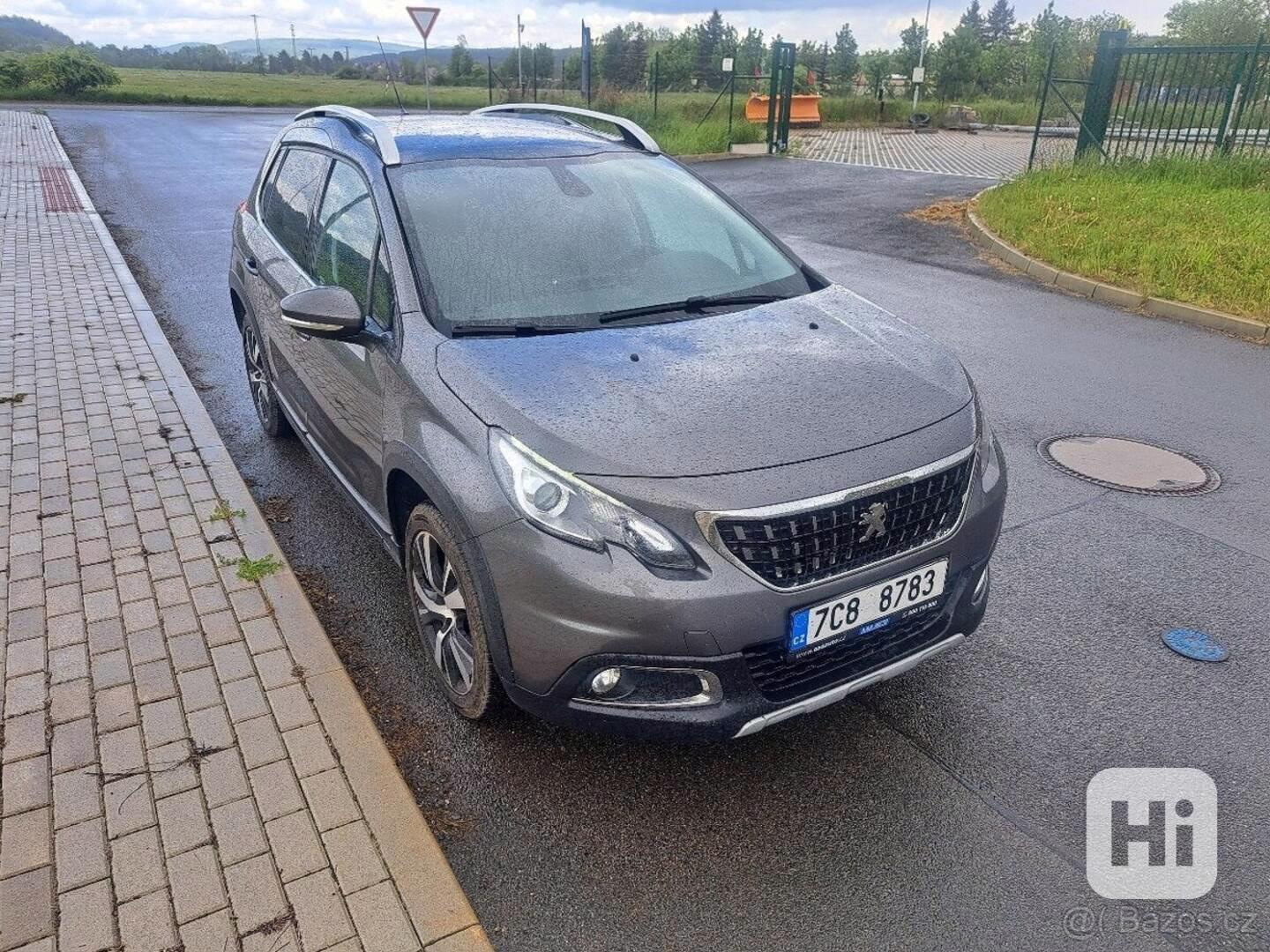 Peugeot 2008 - foto 1