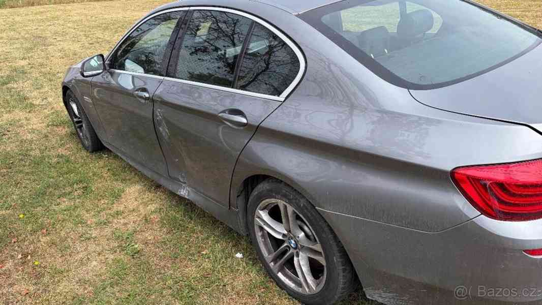 BMW Řada 5 2,0   520d XDrive - foto 19