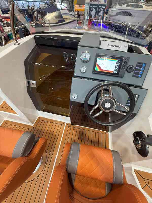 Nový motorový člun Coaster 640 SD+MOTOR - foto 12