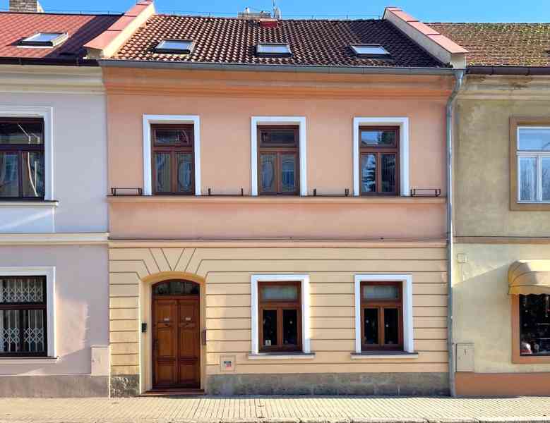 Prodej řádového rodinného domu v centru České Lípy - foto 3
