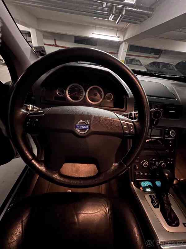 Volvo XC90 2,4   2011, 2.4 D5 147kW - foto 3