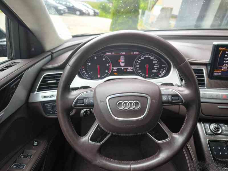 Audi A8 4x4 TOP STAV - foto 13
