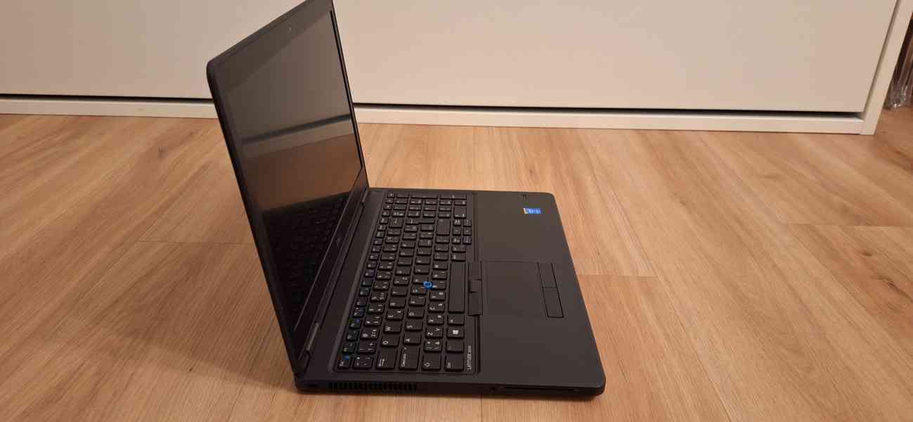 Notebook Dell LatitudeE5550 i7 16GB RAM 256GB SSD - foto 3