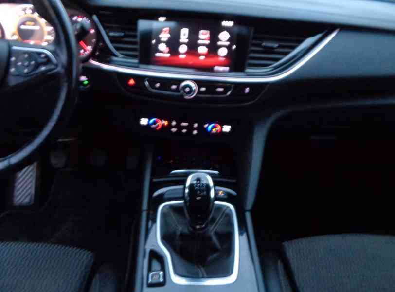 Opel Insignia B Sports Tourer Innovation 2,0CDTI 125kw - foto 15