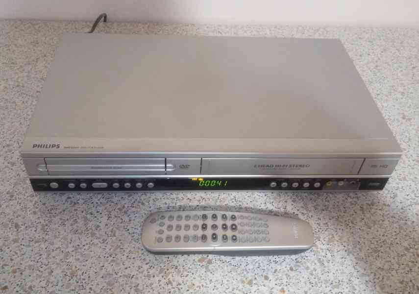 VHS-DVD kombo PHILIPS DVP3100V - foto 4