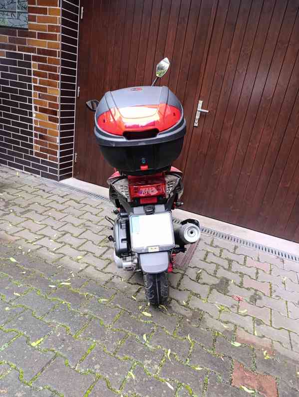Skútr Yuki City 125 - foto 4