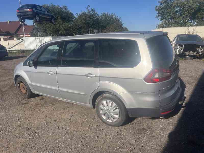 Ford Galaxy 2,0 TDCI 103KW QXWA r.2009 prodám díly - foto 4