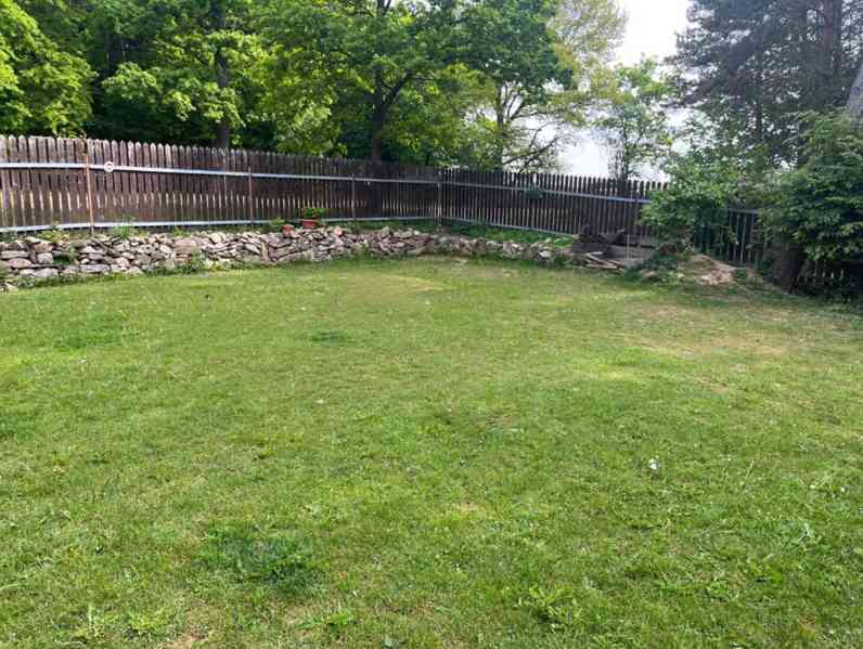 Hájovna na samotě v lese - foto 7