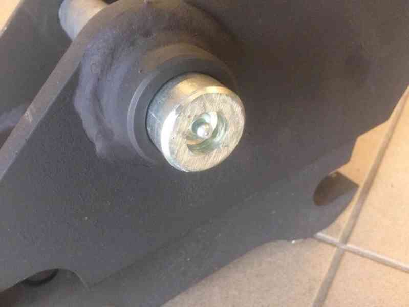 Mechanický rychloupínák pro rypadla - foto 5